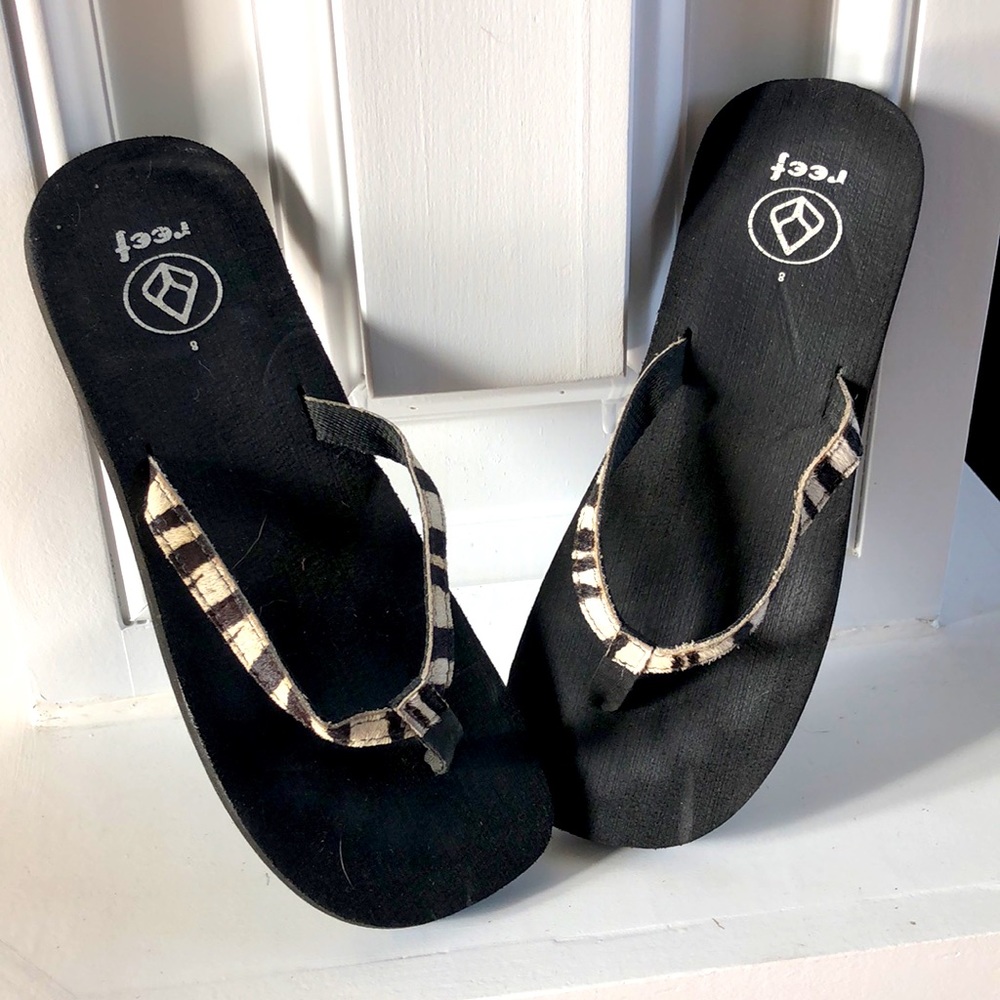 Reef zebra thong sandals, 8